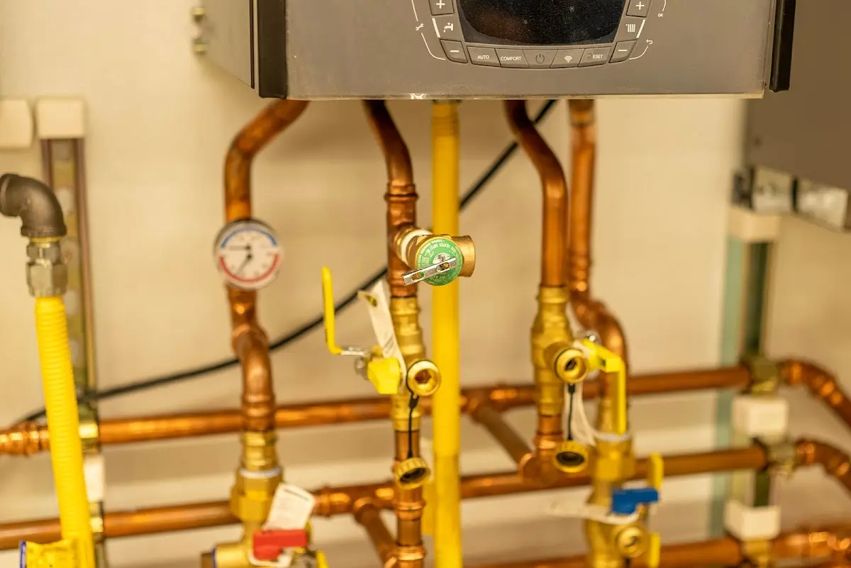 Licensed technician providing Sewer Cleanout for a homeowner in New Castle